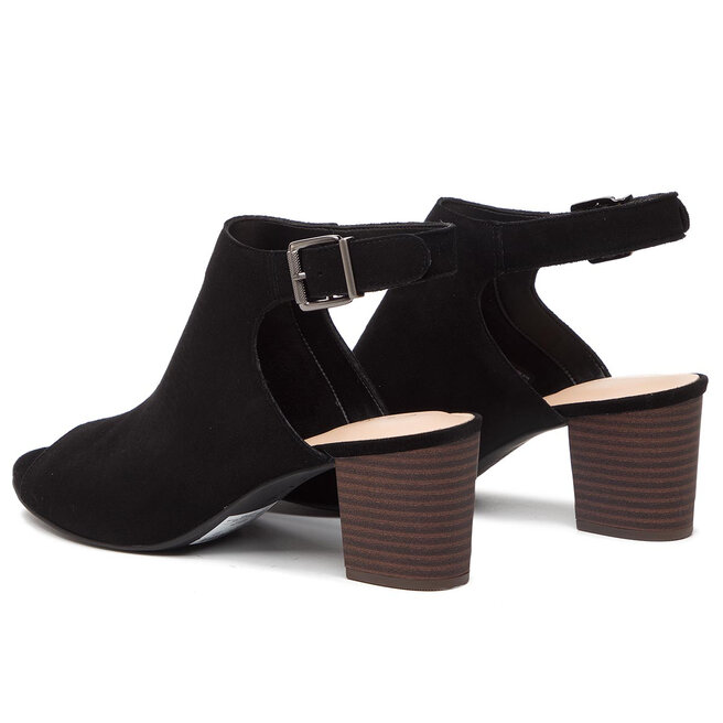 Deloria gia clarks store