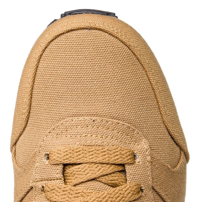 Nike md deals runner 2 bronze