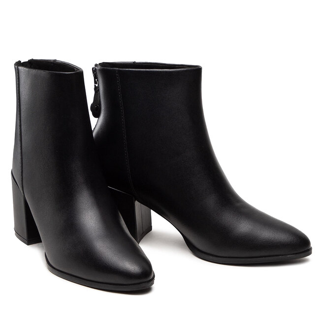 Tronchetti Steve Madden Jillian SM11001706 03001 017 Black Leather