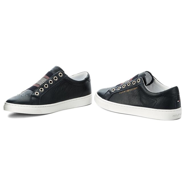 Tommy hilfiger deals venus 8