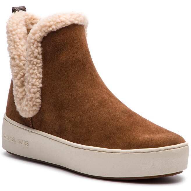 Ashlyn sales slip on