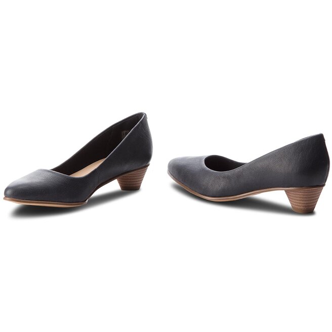 Clarks mena bloom online