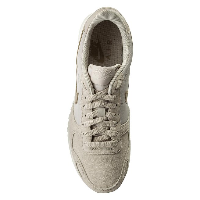 Nike air vrtx beige top