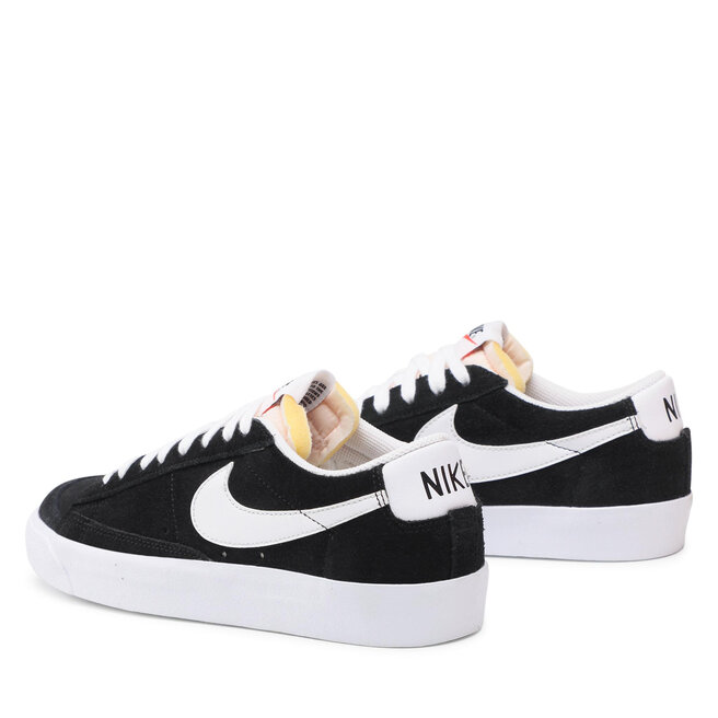 nike blazer low top black