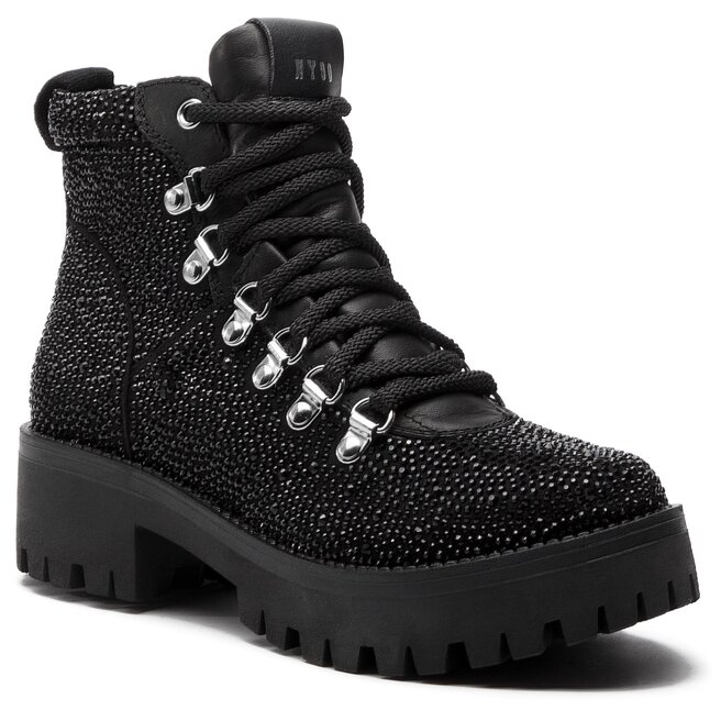 Steve madden bam boots top