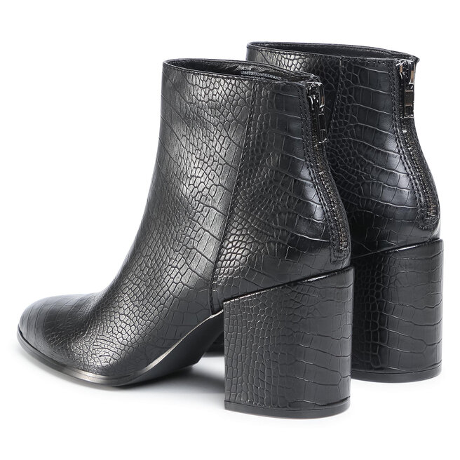 Jillian steve madden store