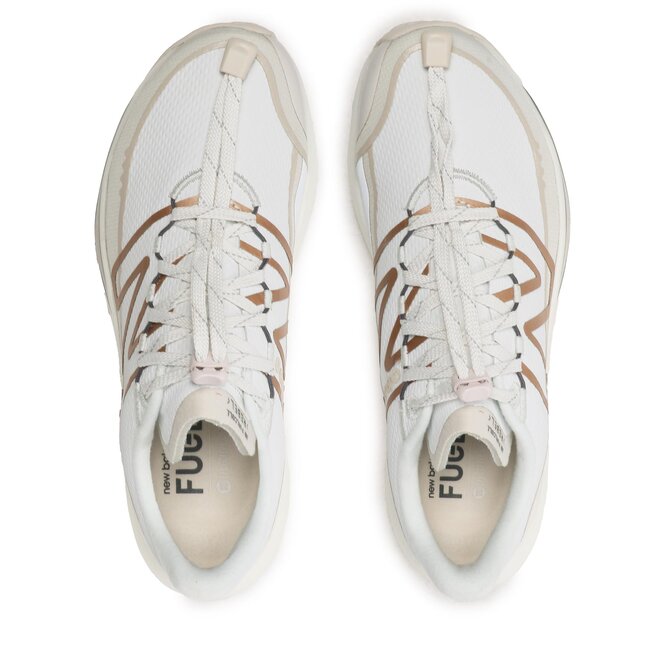 New Balance Scarpe New Balance FuelCell Rebel v3 Permafrost MFCXWW3 Bianco