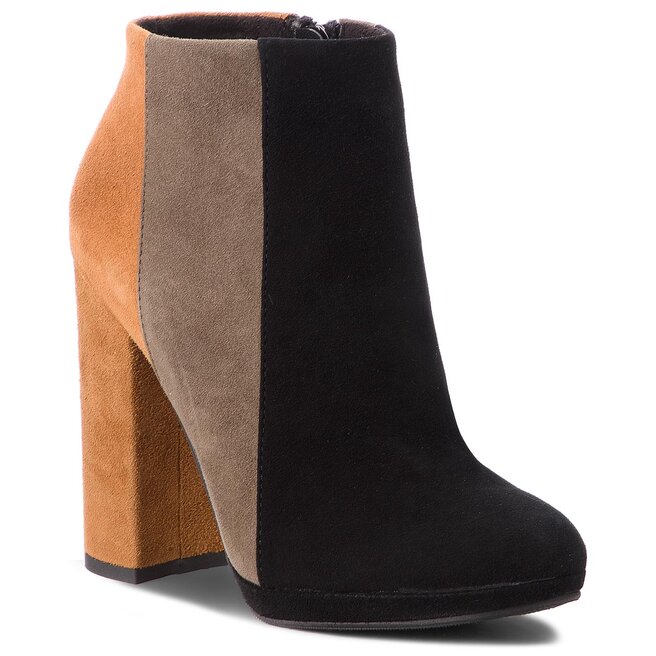 Ugg 18439 hotsell