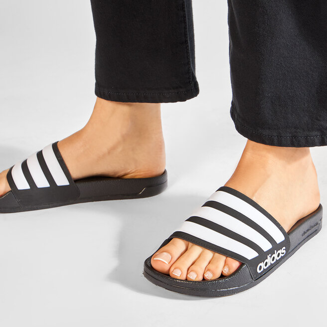 adilette aq1701