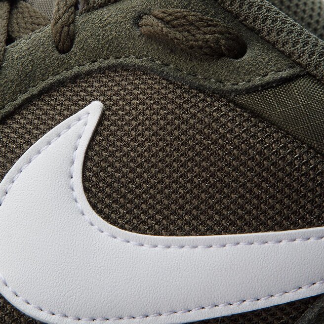 Nike md runner khaki hotsell