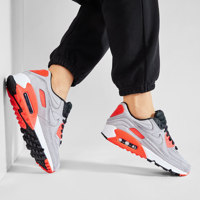 max 90 qs