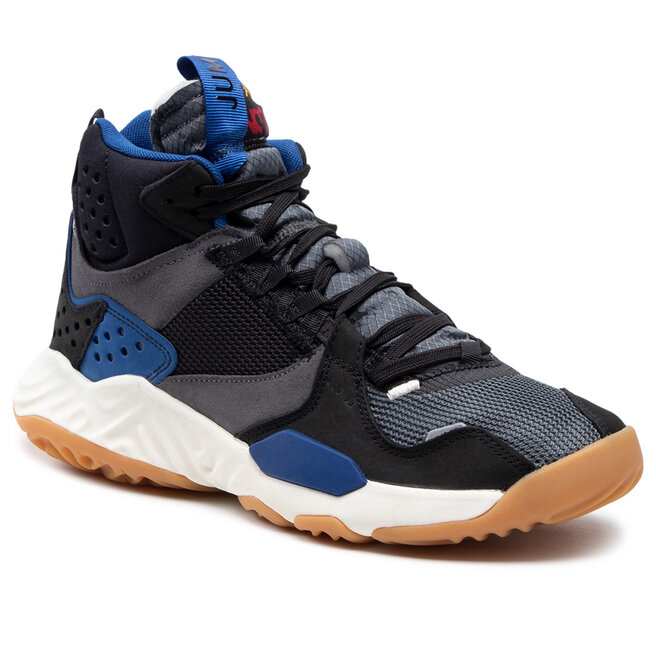 nike delta mid