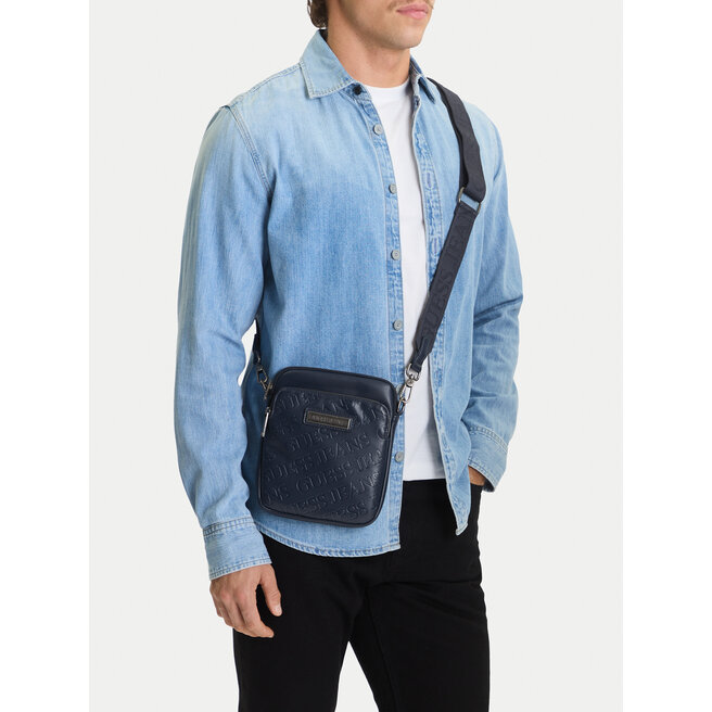 Saszetka Guess Jeans CWBEO-GUESS-B-003-09 Granatowy -