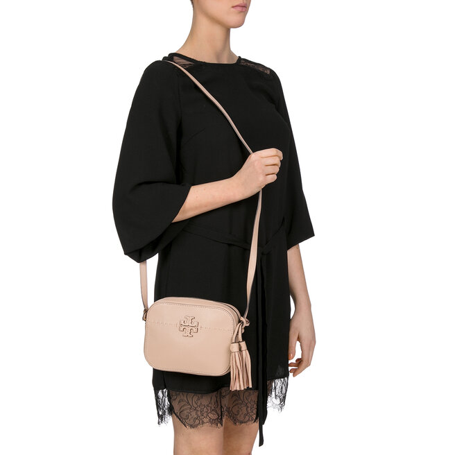 Bolso Tory Burch Mcgraw Camera Bag 45135 Devon Sand 288 zapatos.es