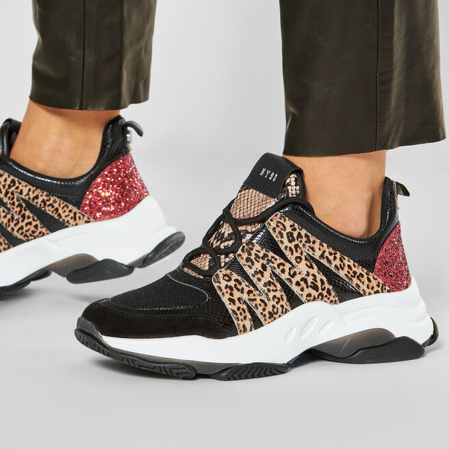 maximus steve madden