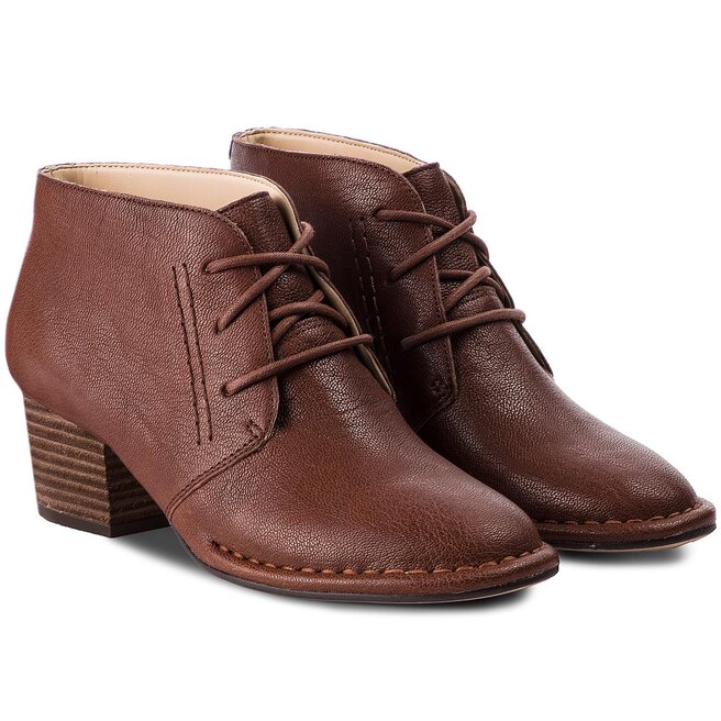 Clarks spiced sales charm black