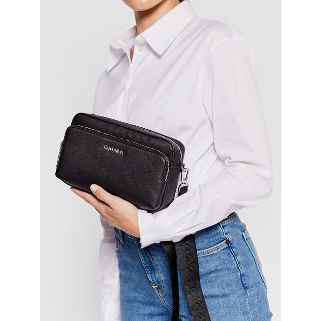 Τσάντα Calvin Klein Ck Must Camera Bag W/Pck K60K608410 Μαύρο