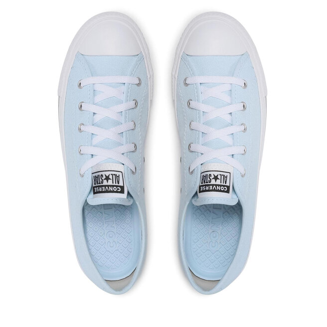 Dainty hotsell chambray converse