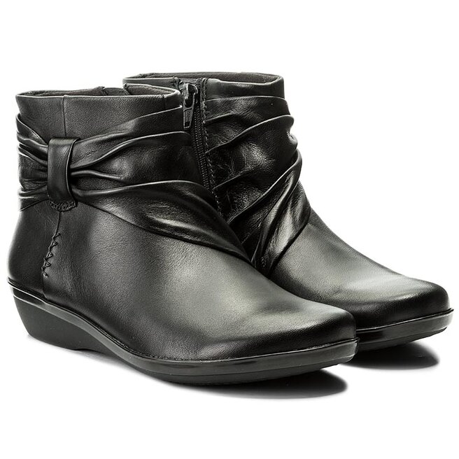 Tronchetti Clarks Everlay Mandy 261202214 Black Leather escarpe