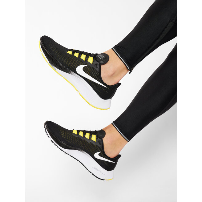 pegasus 37 yellow