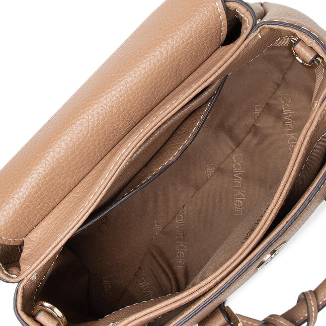 Calvin Klein K60k609691 Handbags in Brown