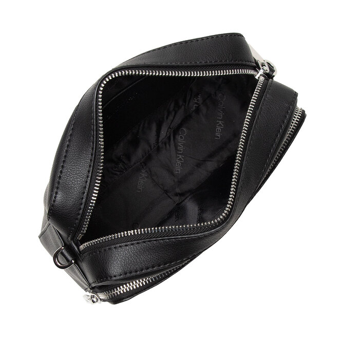 Calvin Klein Дамска чанта Calvin Klein Ck Must Camera Bag W/Pck K60K608410 BLK