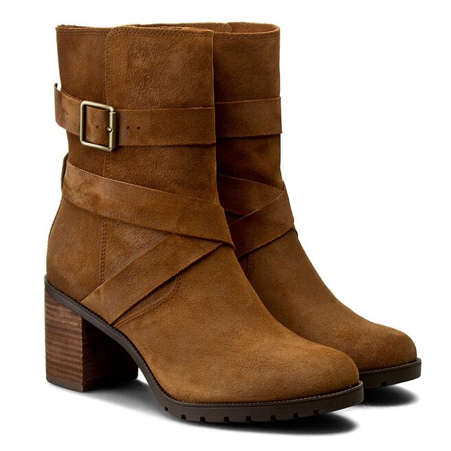 Botki Clarks Malvet Doris 261205144 Tan Suede eobuwie .pl