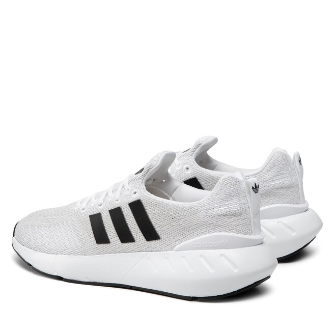 Swift run sales w adidas