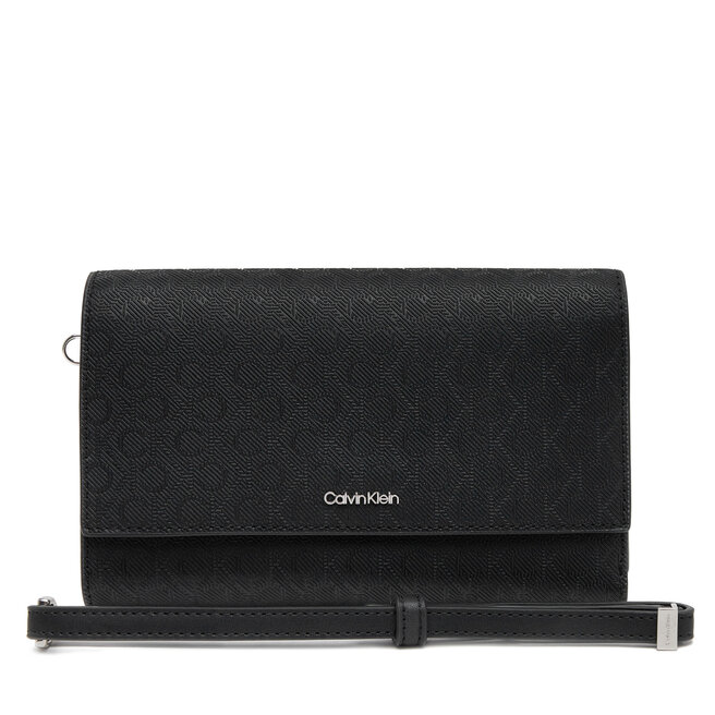 Duży Portfel Damski Calvin Klein Ck Must Xl Trifold W/Wristel_Mn - Czarny