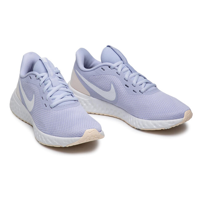 nike revolution 5 ghost