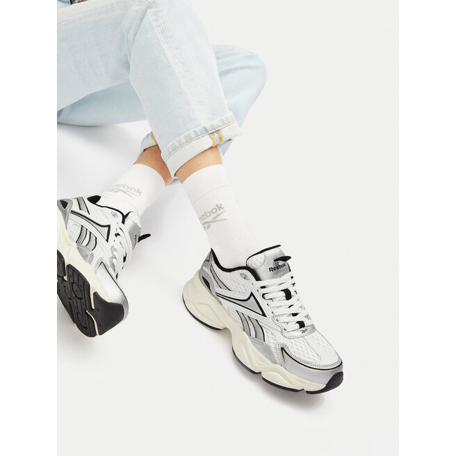 Sneakersy Reebok CHARGE AR30246WWSC Biały - kobiece