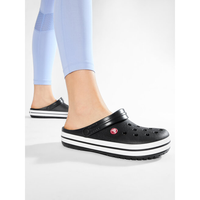 crocs slip on black