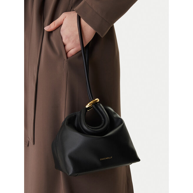 Torebka Coccinelle UAA Coccinellefinn Popuch E1 UAA 58 01 01 Czarny -