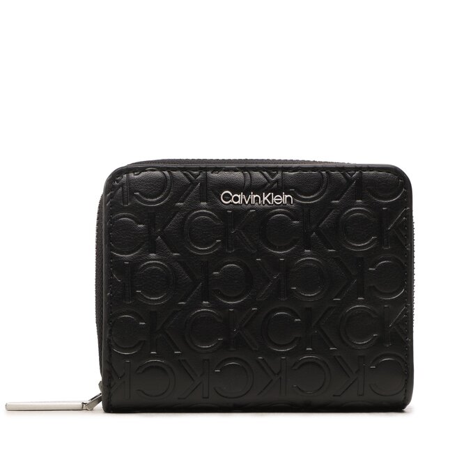 Calvin Klein Malá dámská peněženka Calvin Klein Ck Must Wallet W/Flap Md-Emb Mn K60K610950 BAX