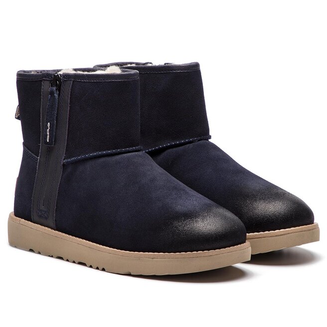 Classic mini waterproof ugg top