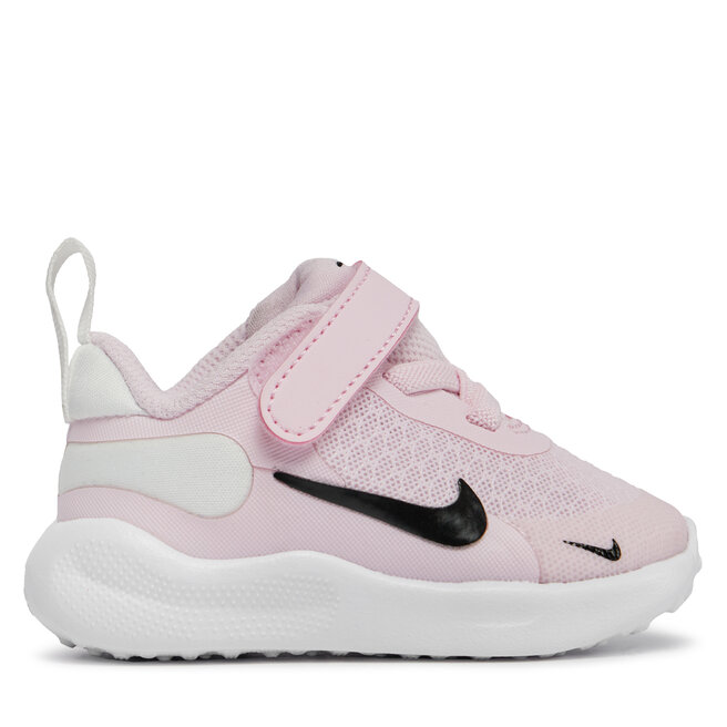 Nike hotsell revolution 26
