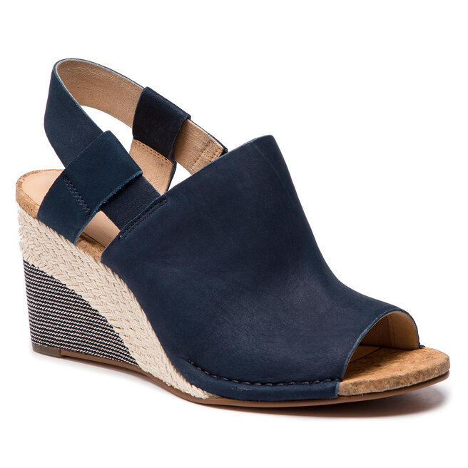 Clarks spiced bay wedge top