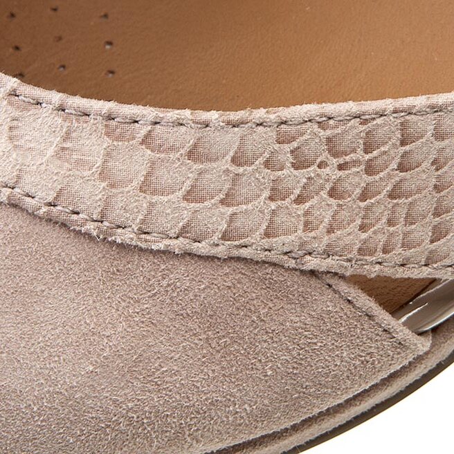 Polobotky Clarks Chorus Buzz 261060214 Shingle Combi eobuv.cz
