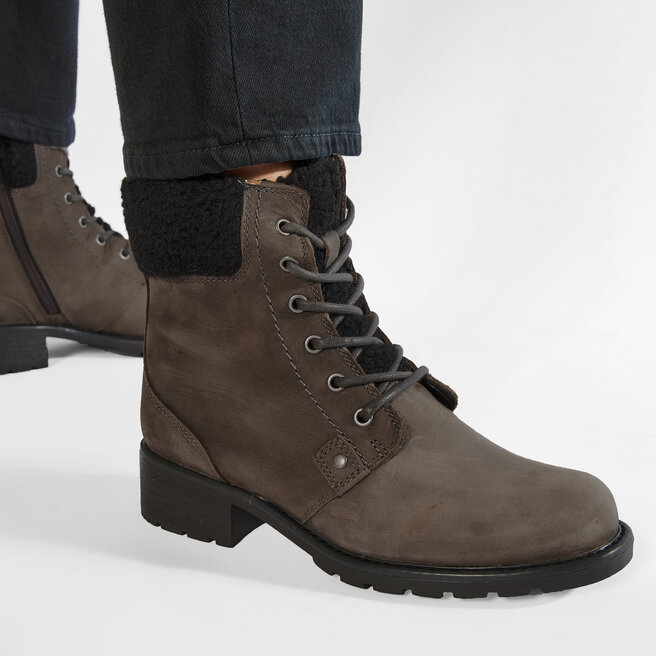 clarks hiking boots mens