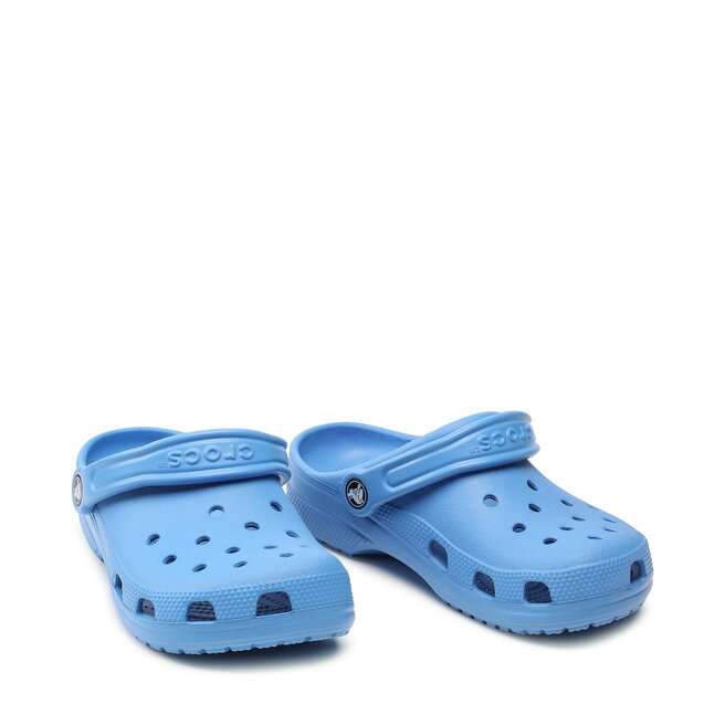 powder blue crocs