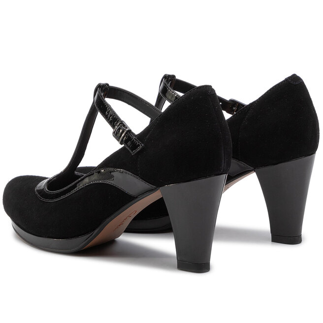 Clarks chorus pitch black deals