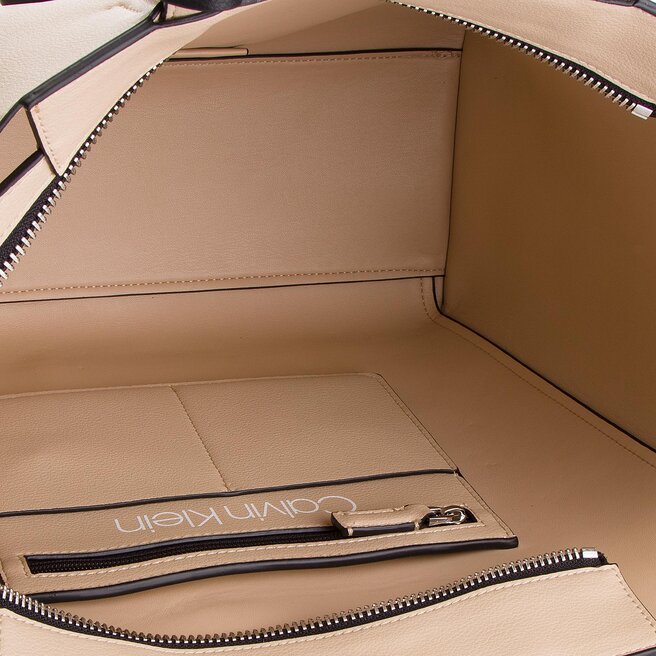 Calvin klein tack shopper hotsell