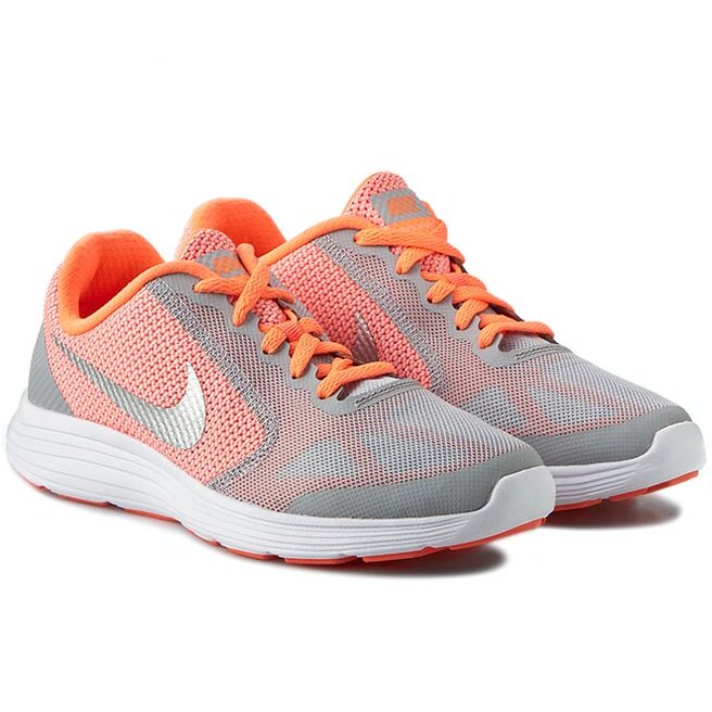 Nike revolution 3 gs top