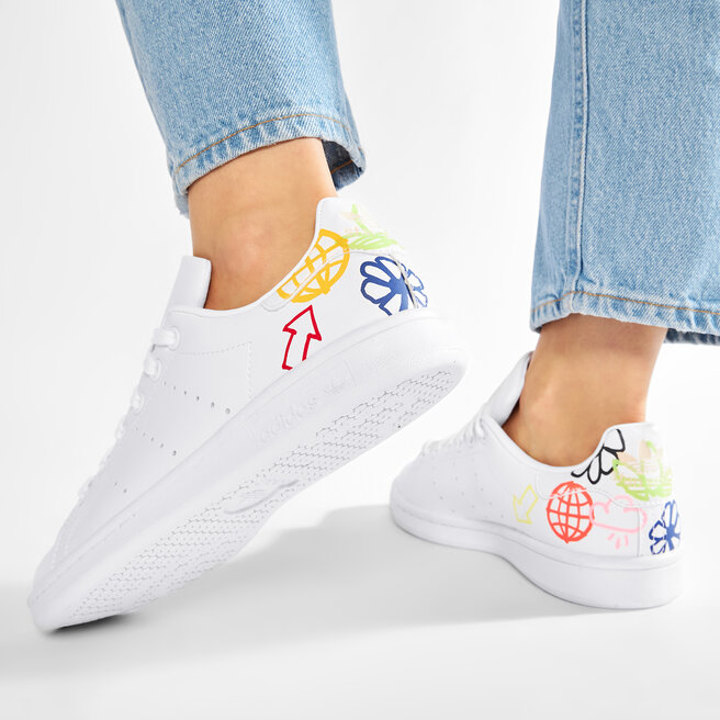 Čevlji adidas Stan Smith W FX5679 Ftwwht/Halivo/Ftwwht • Eobutev.si