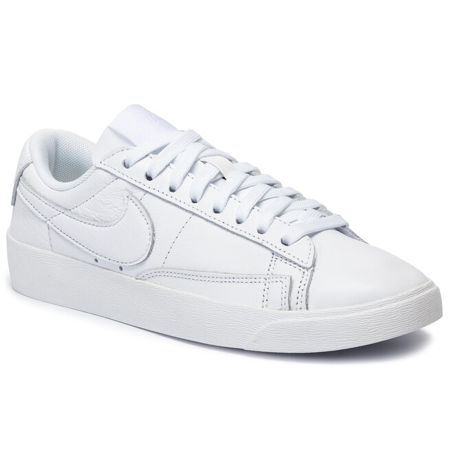 Av9370 nike store