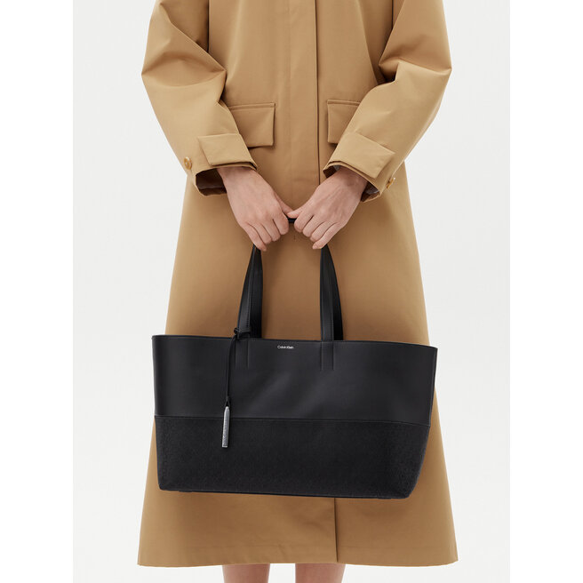 Torebka Calvin Klein Ck Mixmedia Shopper_Mono K60K613166 Czarny -
