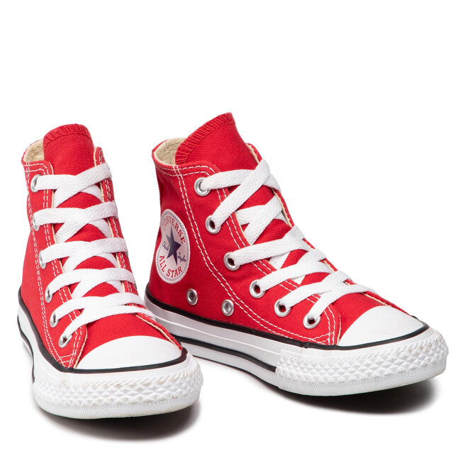 red converse with spikes