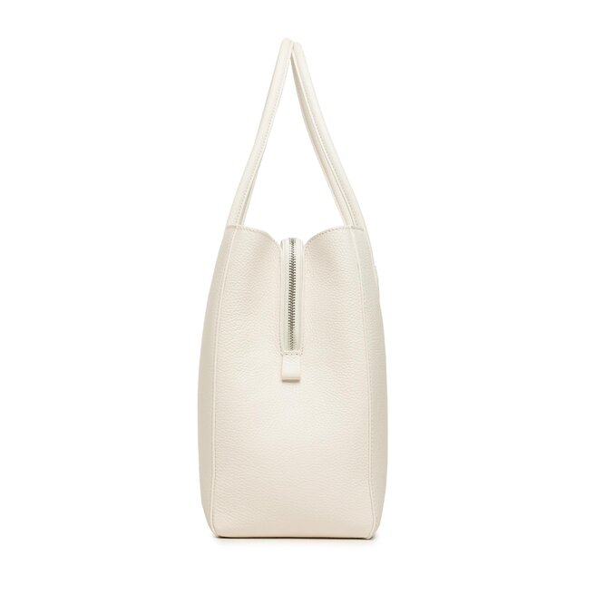 Coccinelle Дамска чанта Coccinelle NGP Farisa E1 NGP 11 01 01 Cocount Milk N21