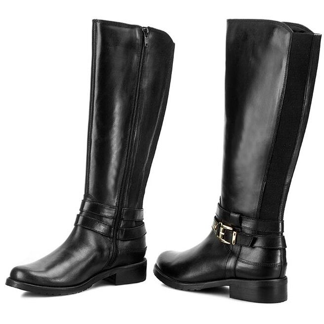 Clarks nessa online