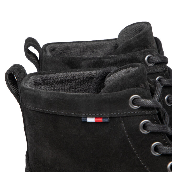 Tommy Hilfiger Kozačky Tommy Hilfiger Hilfiger Cleated Suede Boot FM0FM04191 Black BDS